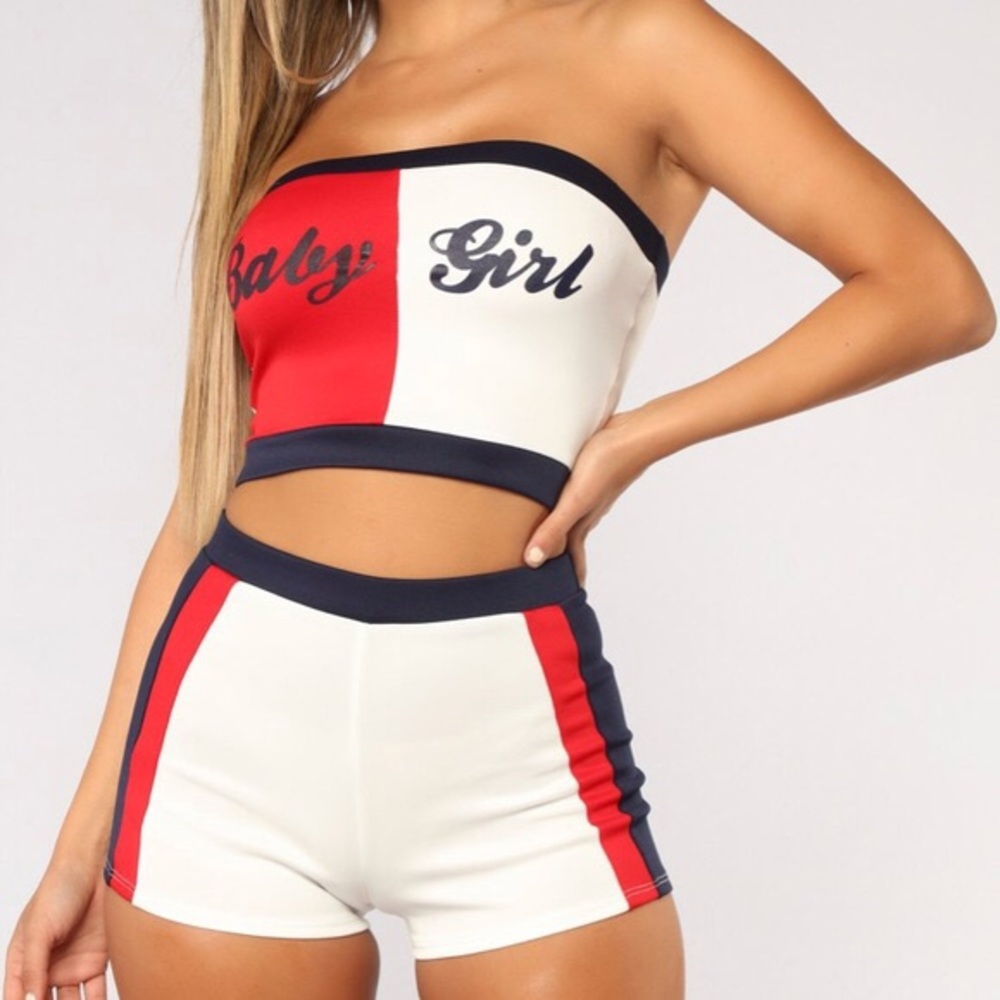 Fashion Nova Baby Girl Set in Small